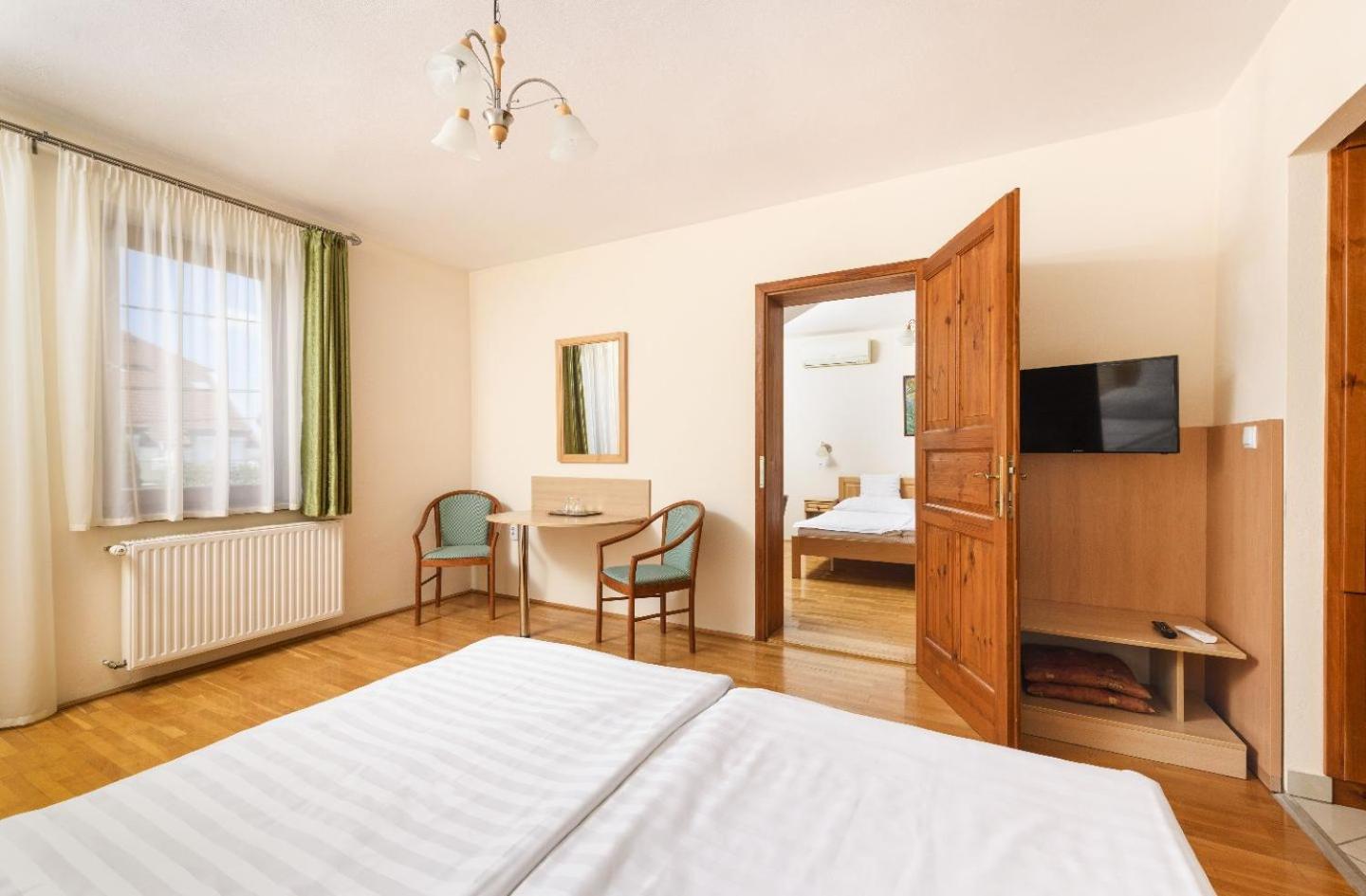 Ametiszt Hotel Harkány מראה חיצוני תמונה