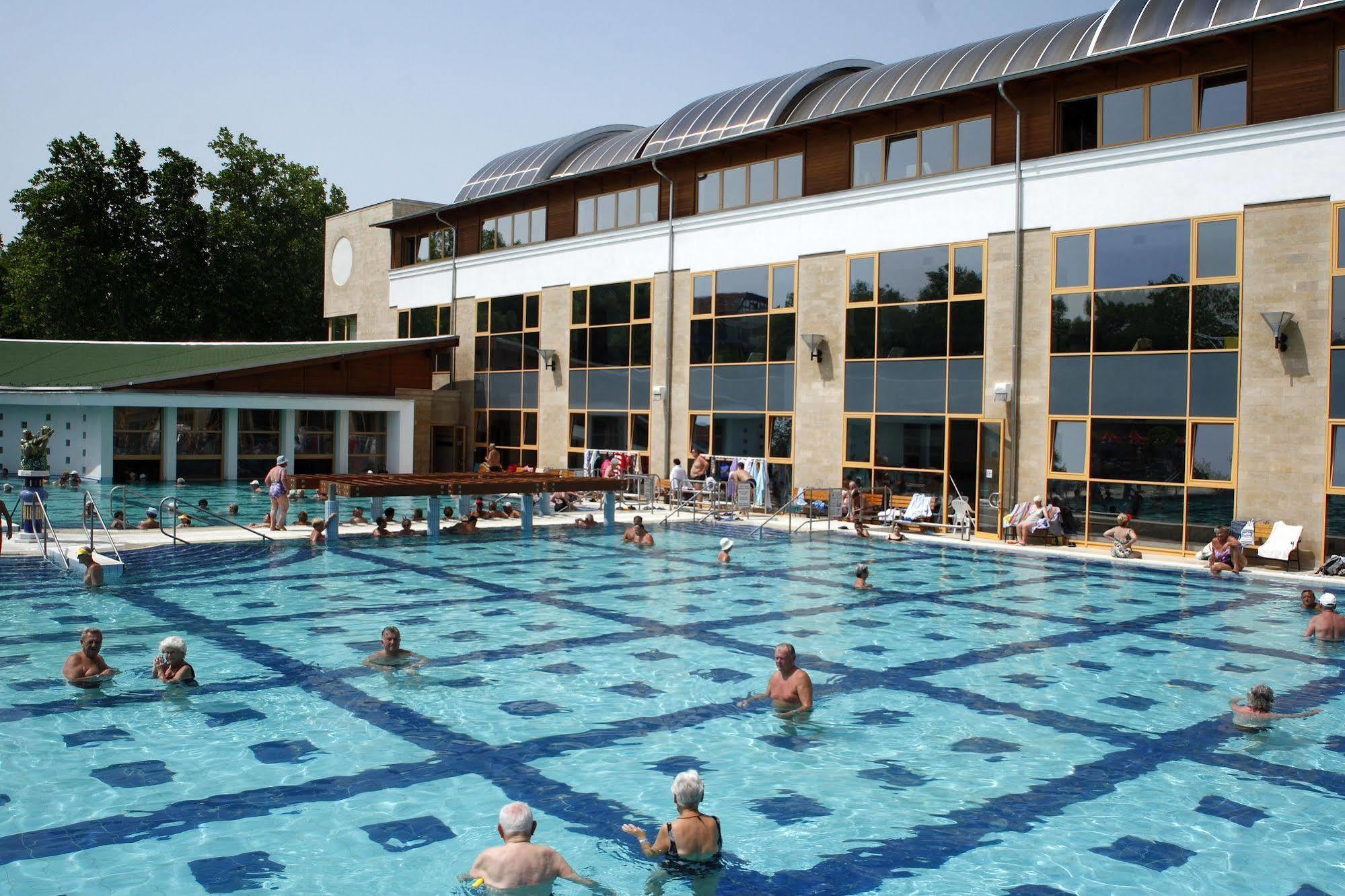 Ametiszt Hotel Harkány מראה חיצוני תמונה