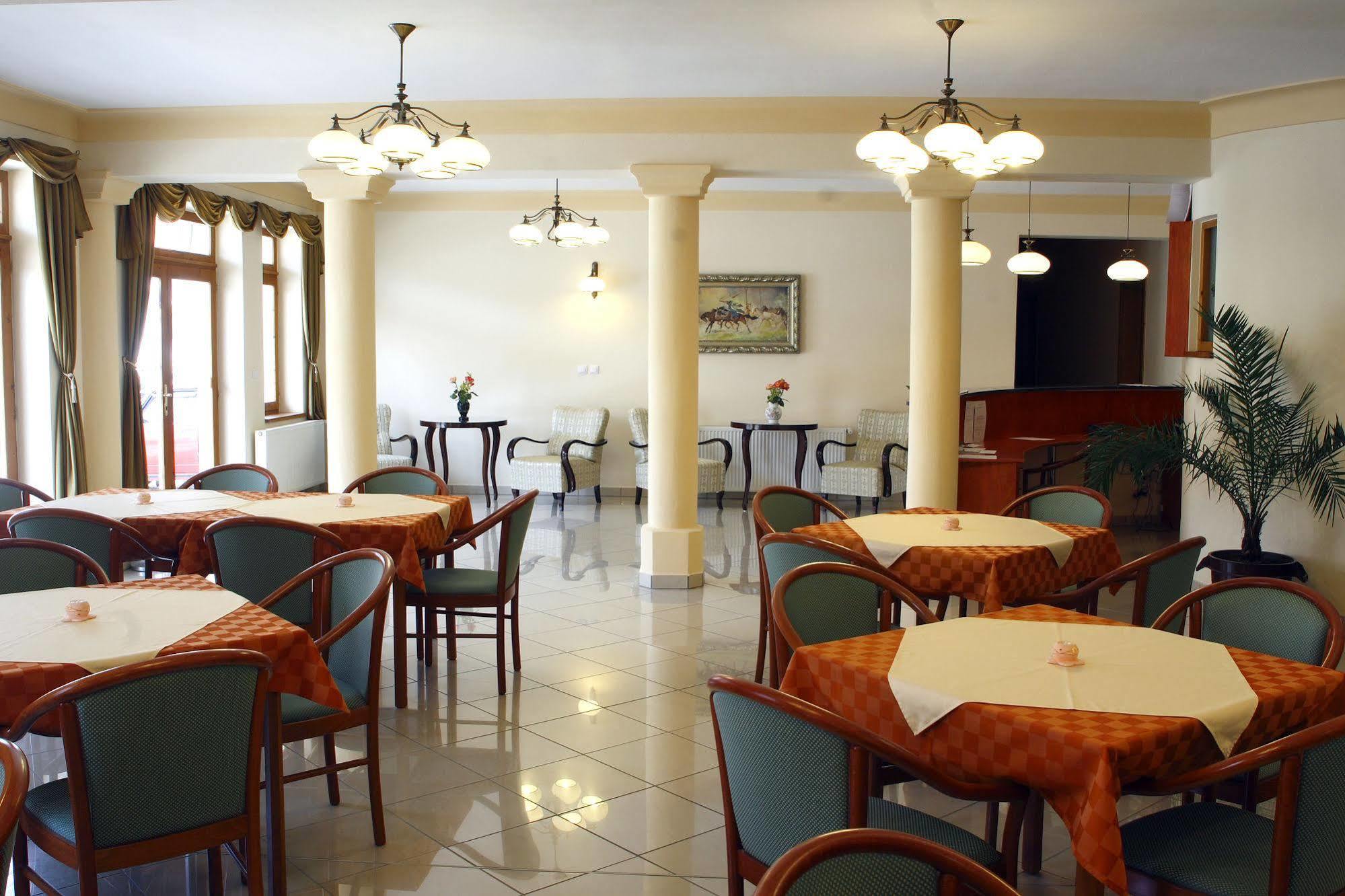 Ametiszt Hotel Harkány מראה חיצוני תמונה