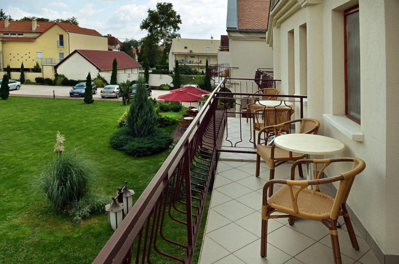 Ametiszt Hotel Harkány מראה חיצוני תמונה